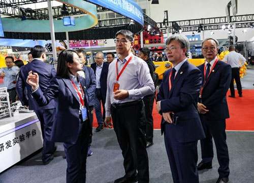 熱烈祝賀上海創(chuàng)力集團(tuán)參加北京國際煤機(jī)展取得圓滿成功(圖10)