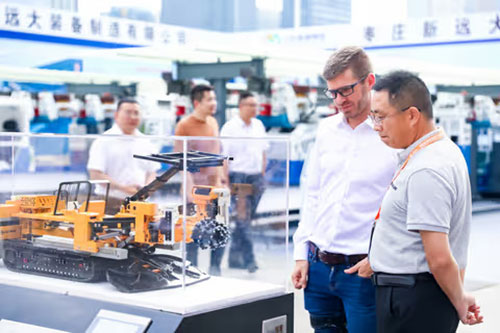 實力彰顯！上海創(chuàng)力集團(tuán)參展貴州國際能源產(chǎn)業(yè)博覽交易會取得圓滿成功(圖8)